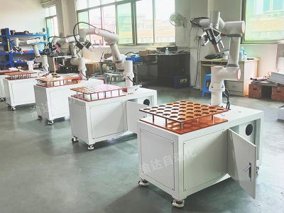 可移動上下料機(jī)器人——配點陣式料倉